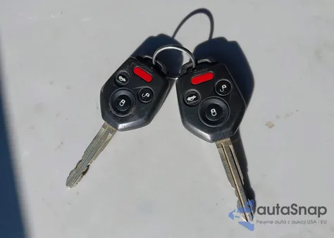 2013 Subaru Impreza 2.0I Premium из США, поврежденный, VIN JF1GPAD67D2845362